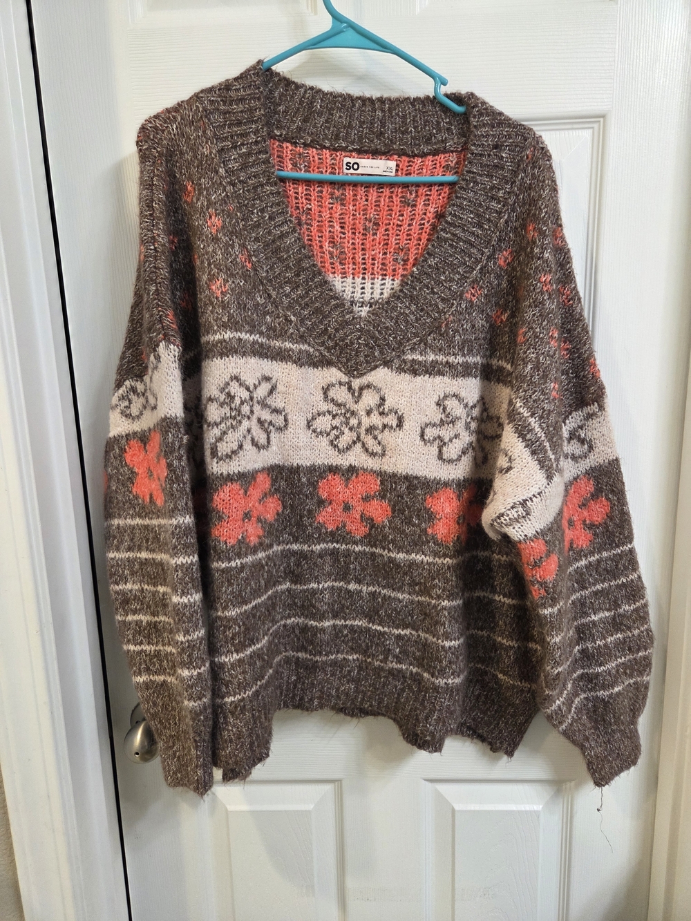SO Sweater V-Neck Floral Stripe Pullover - Brown & Coral